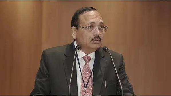 जाने का सवाल ही नहीं उठता', NALSAR का निमंत्रण मिलने पर बोले सीजेआई सूर्यकांत #CJI https://www.jagran.com/news/national-cji -suryakant-says-never-accepted-nalsar-invitation-so-no-question-of-going ...