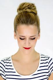 5 Work Hairstyles You Can Do in 3 Simple Steps