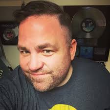 The new Anaheim Ducks look has Mike Trout's stamp of approval. 🫡 (via  Anaheim Ducks)