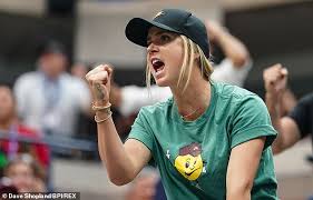 En soutenant ouvertement elina svitolina lors de l'us open d'australie, gaël monfils a révélé être en couple avec l'ukrainienne. Gael Monfils Fails To Join Girlfriend Elina Svitolina In Us Open Semi Finals Daily Mail Online