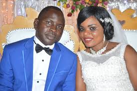 Wewe ni fairy na kazi yako nikumvalisha cinderella gauni lake. Blogger Wa Jamvi La Habari Ameremeta Jijini Mbeya Mtaa Kwa Mtaa Blog