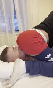 FARTS AND FACE SITTING - ThisVid.com