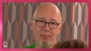 Lang Leve de Liefde: Kan Bart door zijn vieze bril in Vanessa haar ogen  kijken?