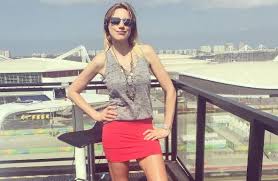 Además, marcó con un me gusta a un contundente tuit de una seguidora: Alina Moine De Novia Con Un Exitoso Entrenador Gente Online