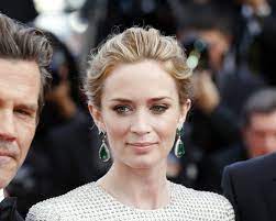Welcome to emily blunt fans, your resource for all things emily blunt. Emily Blunt 1983 Portrait Kino De