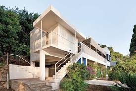Check spelling or type a new query. Le Corbusier S Role In The Controversy Over Eileen Gray S E 1027 Wsj