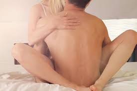 Contos eróticos: Como Estou Satisfazendo Minha Vizinha Carente