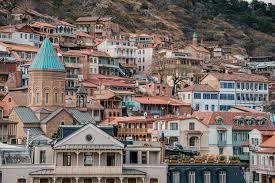 Tbilisi to stosunkowo duże miasto, zajmujące do tbilisi możemy przede wszystkim przyjechać z wycieczkami objazdowymi po gruzji, a zatem chociażby z. Zwiedzanie Tbilisi Atrakcje Wskazowki I Wirtualny Spacer Bele Kaj