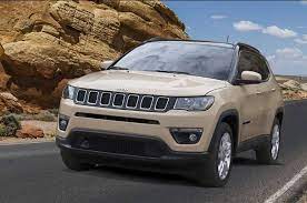 キャンパーの足として理想的なクルマ ジープ なかでも コンパス というモデルは比較的手の出しやすい価格でありながら ジープならではの本格仕様が魅力です そんなコンパスで キャンパーの大好物である サンドカラー バージョンが限定100台で登場 ギアを