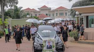Putrajaya, june 3 — humility and a dedication to his craft can best sum up the life of ioi group founder tan sri lee shin cheng, according to those who knew the palm oil. Ioi Founder Lee Shin Cheng S Funeral Cortege Leaves For Final Resting Place