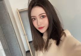 Find this at your local Home Goods! So happy with my find 💜 🐕