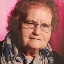 Carol Staton's Instagram, Twitter & Facebook