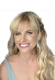 Lacey Dunham's Instagram, Twitter & Facebook