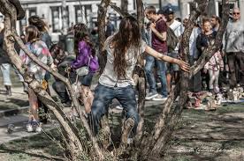 We are an integrated collective of creative directors, illustrators, designers, artists and storytellers, who believe in the power of collaboration. Olaf Ryes Plass And Oslo Spring Insda Project