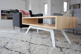 From studio apartments to crowded lofts, a variety of spaces are too small to accommodate bulky furniture — especially large coffee tables. 11 Space Optimized Approved Coffee Tables For A Small Apartment Spaceoptimized