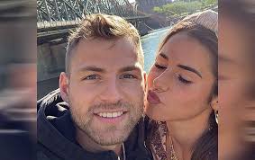 Pretty sarah lombardi has had a new friend for some time. Sarah Lombardi Freund Julian Zieht Harten Schlussstrich Sarah Lombardi Lombardi Neuer Freund