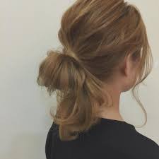 おうちの中でも素敵ヘア大人の簡単リラックスアレンジをチェック