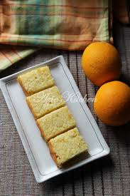 Anda hanya memerlukan beberapa bahan sahaja untuk mencuba resepi ini sendiri di rumah. Kek Oren Yang Gebu Dan Lembab Azie Kitchen