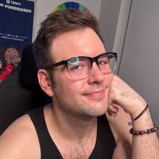 Gregory Kiefer's Instagram, Twitter & Facebook