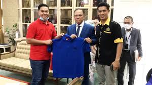 Yab menteri besar 78645 pr1ma pahang 73515 majlis mesyuarat kerajaan negeri / exco 69793 Ashraf Muslim Alhamdulillah Jemputan Kunjung Hormat Ke Pejabat Menteri Besar Pahang Terima Kasih Menteri Besar Dato Seri Wan Rosdy Atas Masa Diberikan Kepada Kami Dari Badan Amal Darul Mustafa Pahang Insyaallah