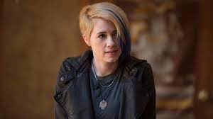 I can fail circles around you losers. The Lady Silicon Valley Wiki Fandom