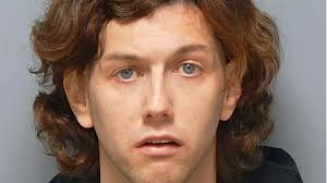 Convicted male paedophile who messaged teenage girls is jailed again after  being prosecuted under womans name because she now self-identifies as  female | Daily Mail Online