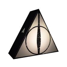 Facile dessin harry potter relique de la mort. Lampe Harry Potter Reliques De La Mort Paladone Cdiscount Dvd