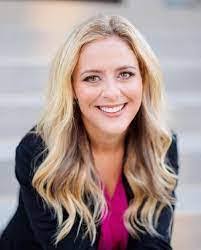 Mary Terzi's Instagram, Twitter & Facebook