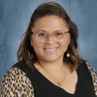 Sandra Botello's Instagram, Twitter & Facebook