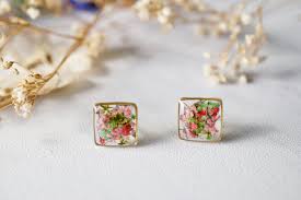 Mehr als 120 campingplätze in frankreich. Real Dried Flowers And Resin Stud Earrings In Pink Green Mix Sold By Ann Joy On Storenvy