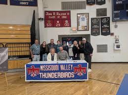 Hours before screening "Home of Raleigh," Cal Raleigh's family paused to  reflect