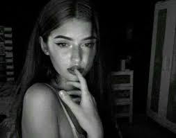 Aesthetic photoshoot ideas at home tumblr. Pin By Joana Lopes On G I R L S Bad Girl Aesthetic Selfie Ideas Instagram Aesthetic Girl