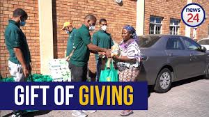 The event was organised by saps in. Watch Gift Of The Givers Hands Out Food Parcels In Nyanga Youtube