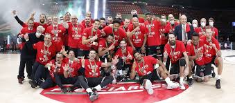 Pallacanestro olimpia milano, commonly known as olimpia milano or as ax armani exchange olimpia milan after its title sponsor, is an lba ita. Olimpia Milano Home Facebook