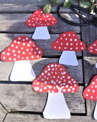 Check spelling or type a new query. Wohnen Auf Dem Land Wir Basteln Fliegenpilze Das Konnen Auch Schon Die Kleinsten