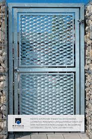 Lichtdurchlassig Und Sicher Zugleich Eine Gartentur Aus Mevaco Streckmetall Mevaco Streckmetall Garten Tur Archite Streckmetall Wellengitter Gartenturen