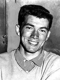 Bruce Cudd's Instagram, Twitter & Facebook