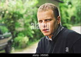 George m oswald hi-res stock photography and images