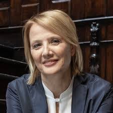 Lauren Steinfeld's Instagram, Twitter & Facebook