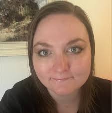 𝗗𝗲𝘀𝗶𝗴𝗻 𝗬𝗼𝘂𝗿 𝗢𝘄𝗻 𝗣𝗮𝘁𝗵: 𝗙𝗶𝗹𝘁𝗲𝗿𝗶𝗻𝗴 𝗔𝗱𝘃𝗶𝗰𝗲  𝗧𝗵𝗮𝘁 𝗔𝗹𝗶𝗴𝗻𝘀 𝘄𝗶𝘁𝗵 𝗬𝗼𝘂𝗿 𝗩𝗶𝘀𝗶𝗼𝗻