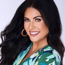 Jill Cottrell's Instagram, Twitter & Facebook