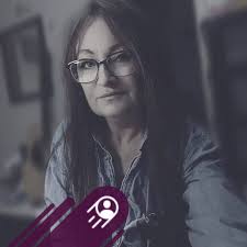 Good morning! I am needing help around my house inside and out. Right now  outside. Picking up or raking sticks, paint steps, take care of weeds,  paint trim and other things, help