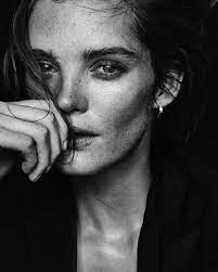 Black And White Portraits On Instagram Artist Patrick Xiong Model Alexinagraham Follow Black And White Portraits Portrait Black And White