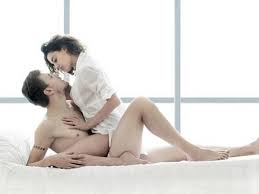 Tư thế cưỡi ngựa : khi nàng thích làm chủ