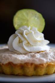 Tartelettes Au Citron Vert Et Noix De Coco Pas A Pas Noix De Coco Alimentation Tartelettes Citron