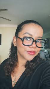 @rosenskincare new Super Smoothie collection 🍓, pack with ingredients that  will help improve your skin, will brighten and fade dark spots ✨, Serum and  moisturizer available at @ultabeauty , ...