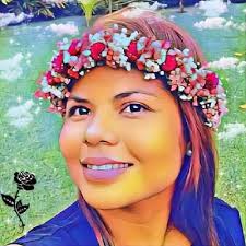 Roxy Zelaya (@h1_rox)