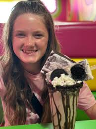 Great night to try a different ice cream place. Sophie said it was amazing.  At La Michoacana Plus.