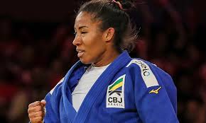 Ketleyn lima quadros is a brazilian judoka. Ketleyn Quadros Avanca As Oitavas Na Olimpiada Apos Corte De Adversaria