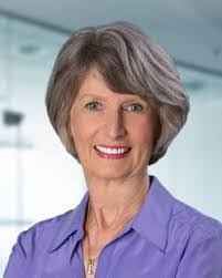 Elizabeth Gatewood's Instagram, Twitter & Facebook